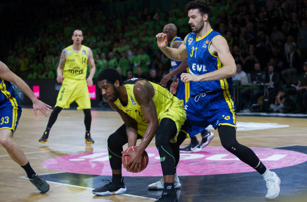 借年轻核心 借年轻核心